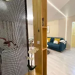 Cozy & Spacious 3br With Balconies Metro 6 Glaciere