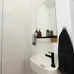 Cozy & Spacious 3br With Balconies Metro 6 Glaciere Apartment