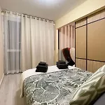 Cozy & Spacious 3br With Balconies Metro 6 Glaciere Paris
