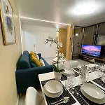 Apartment Cozy & Spacious 3br With Balconies Metro 6 Glaciere *