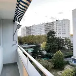 Cozy & Spacious 3br With Balconies Metro 6 Glaciere * Paris