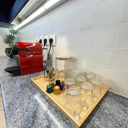 Cozy & Spacious 3br With Balconies Metro 6 Glaciere Paris