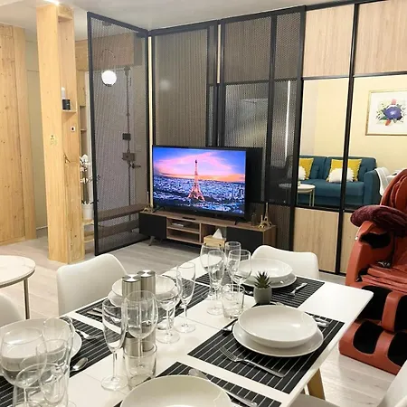 Apartment Cozy & Spacious 3br With Balconies Metro 6 Glaciere *