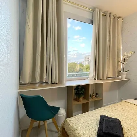 Apartment Cozy & Spacious 3br With Balconies Metro 6 Glaciere