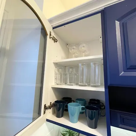 Cozy & Spacious 3br With Balconies Metro 6 Glaciere Apartment