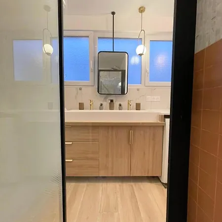 Apartment Cozy & Spacious 3br With Balconies Metro 6 Glaciere Paris