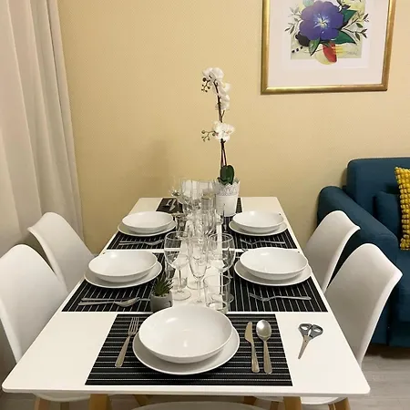 Apartment Cozy & Spacious 3br With Balconies Metro 6 Glaciere *