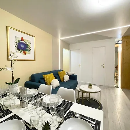 Apartment Cozy & Spacious 3br With Balconies Metro 6 Glaciere *