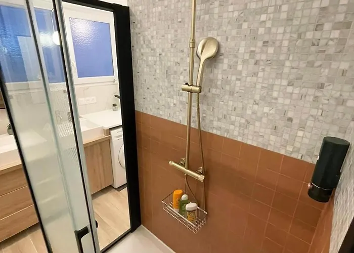 Apartment Cozy & Spacious 3br With Balconies Metro 6 Glaciere *