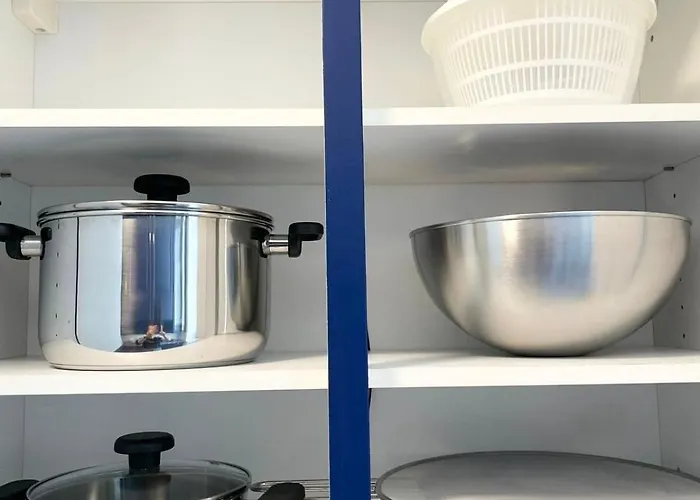 Cozy & Spacious 3br With Balconies Metro 6 Glaciere Apartment