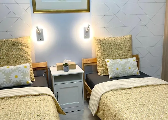 Apartment Cozy & Spacious 3br With Balconies Metro 6 Glaciere *