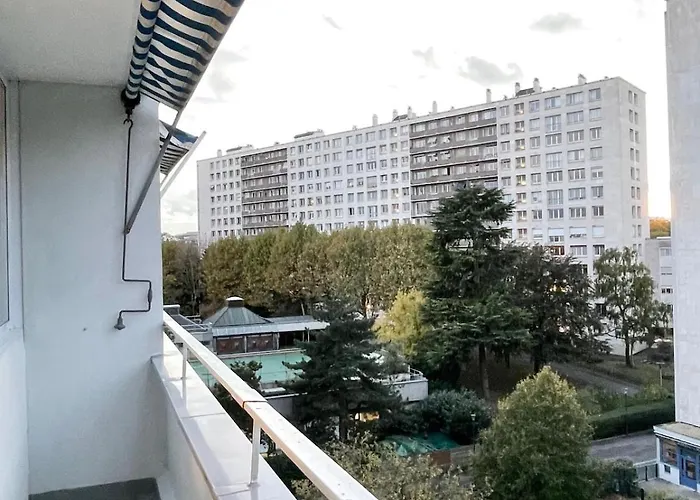Cozy & Spacious 3br With Balconies Metro 6 Glaciere * Paris