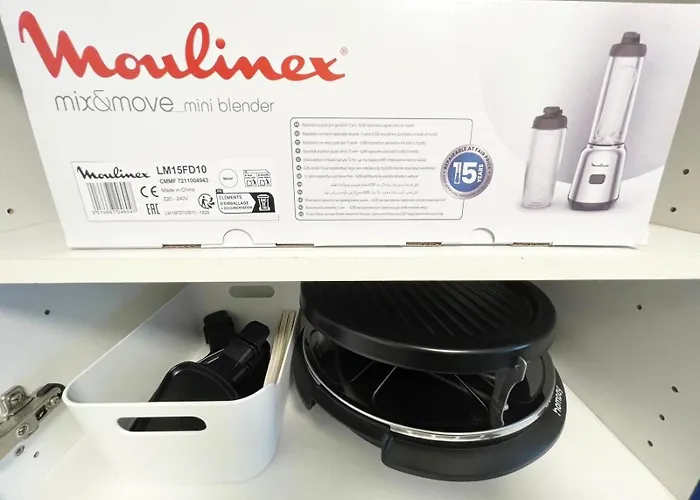 Apartment Cozy & Spacious 3br With Balconies Metro 6 Glaciere *